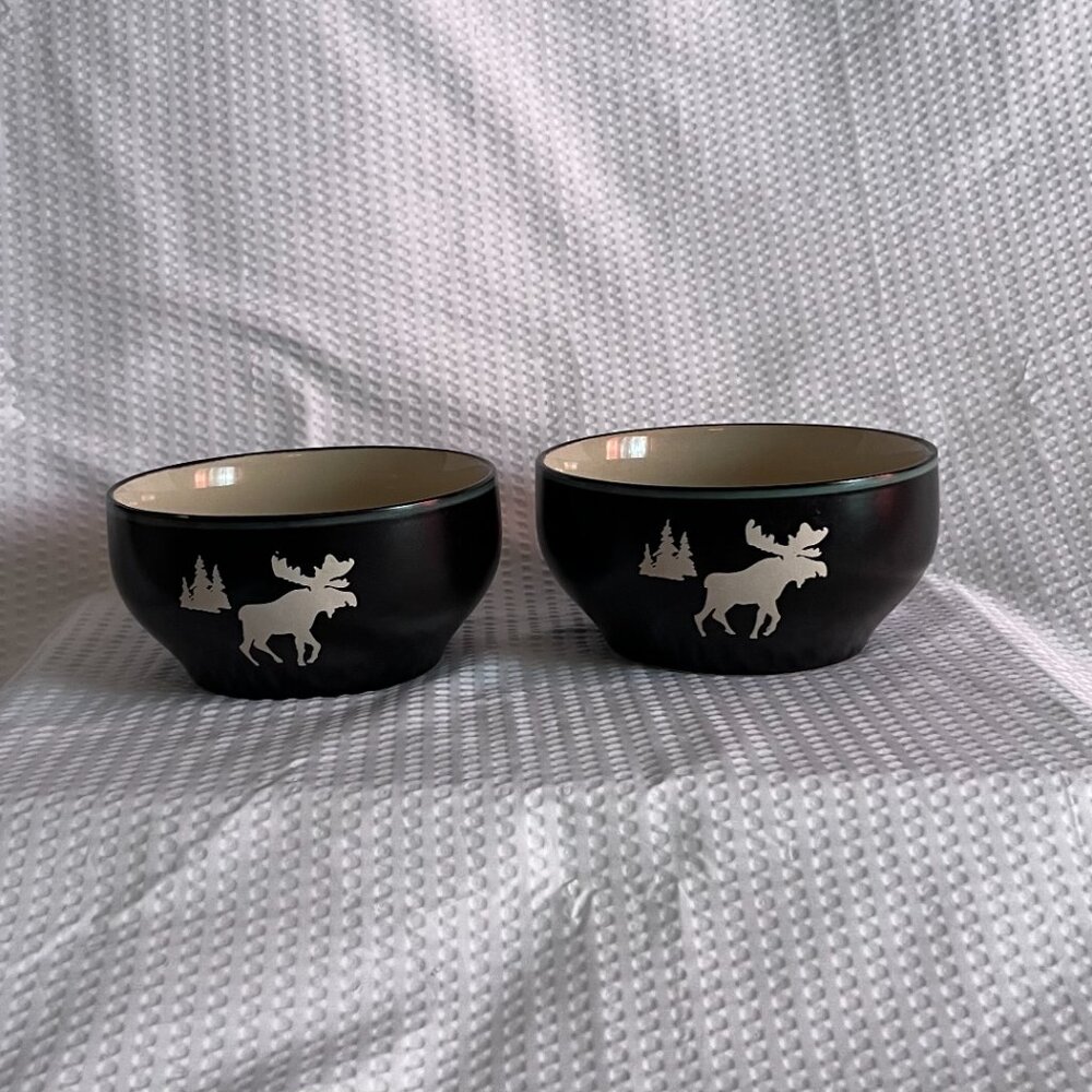 2 – Bass Pro Shops ‘Wildeness Moose’ Soup/Salad Bowls